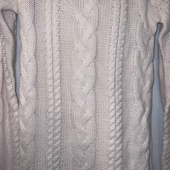 Light Pink Cable Knit Crew neck Sweater Thick Long Tunic NWOT - Picture 4 of 4